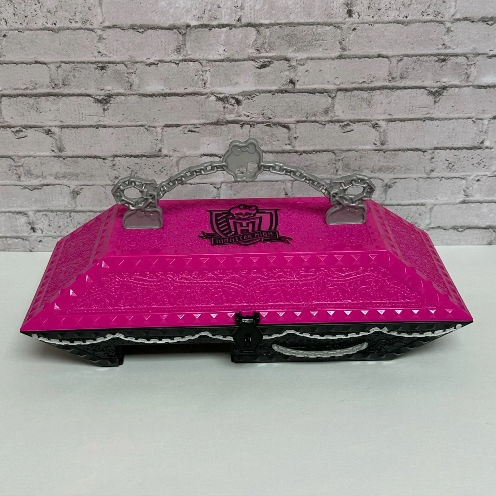 Monster High Create a Monster Design Lab Coffin Only 2011 Pink Black